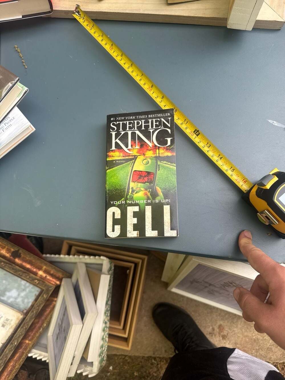 Stephen King Cell Mass Market Paperback Novel